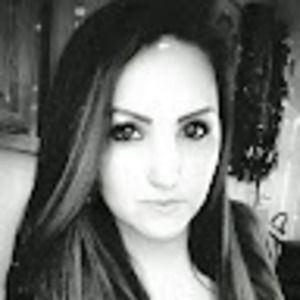 Meet your Posher, Lupita